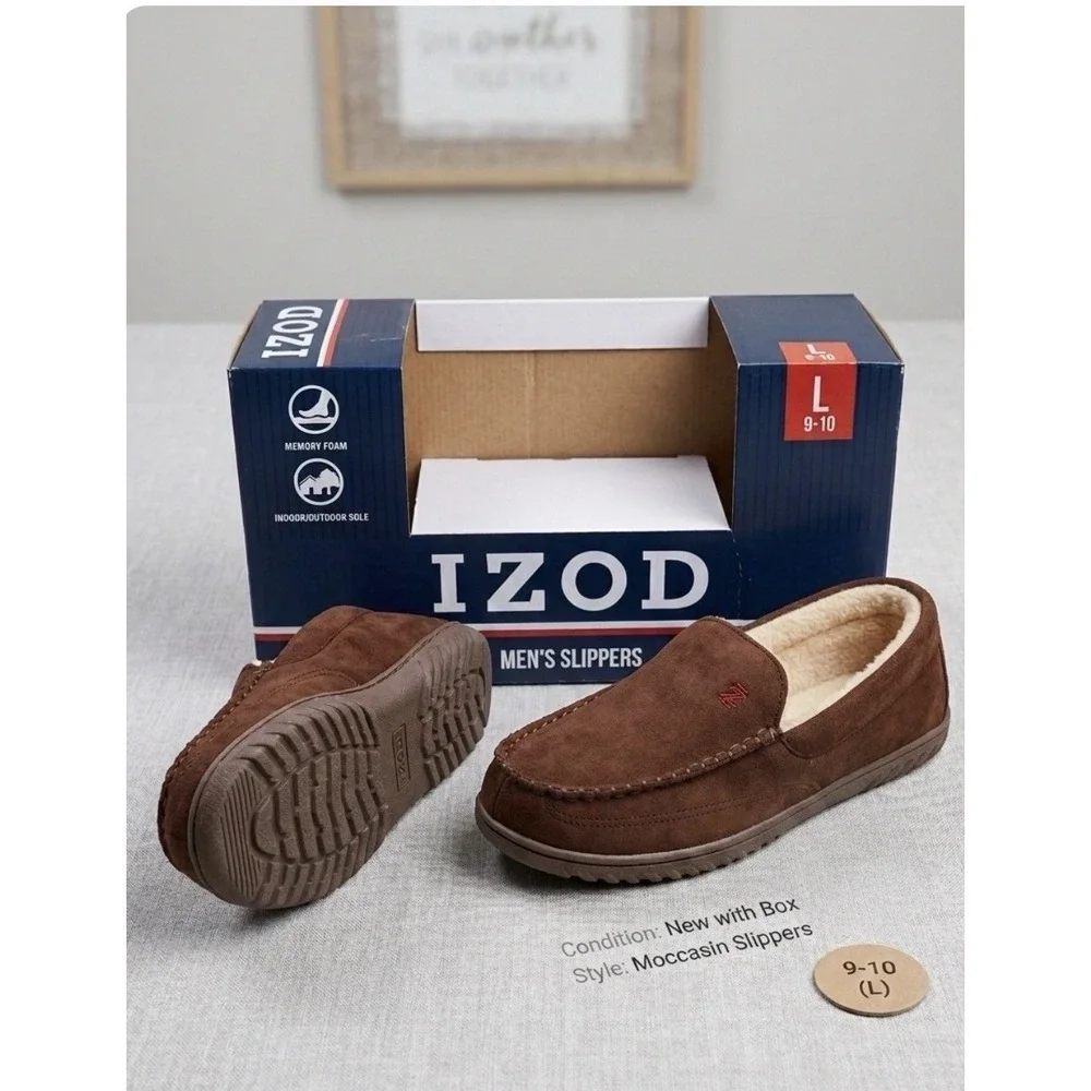 IZOD Men Brown Suede Faux Fur Lined Memory Foam Moccasin Slippers Size L 9-10